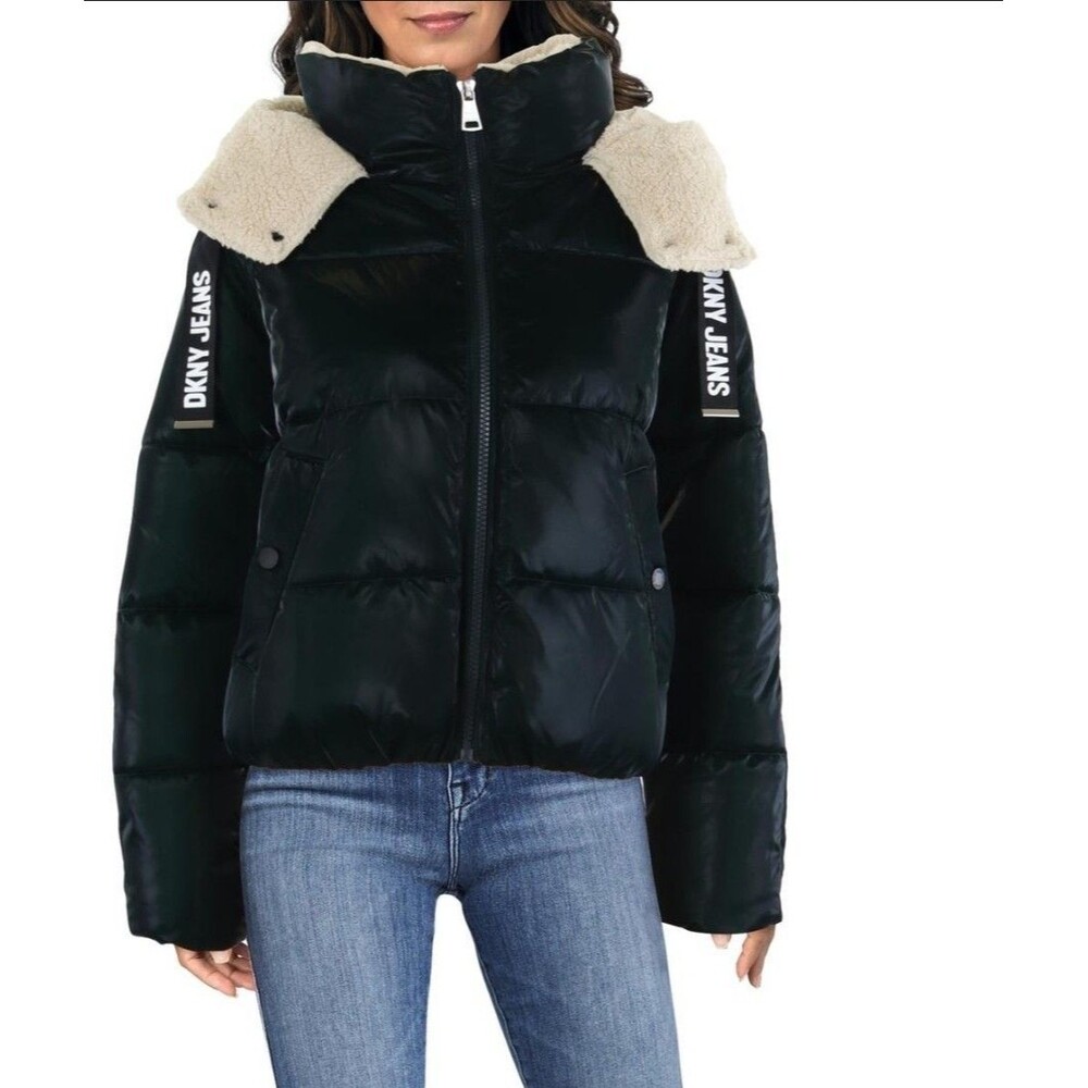 DKNY JEANS SHORT WOMEN PUFFER SHINY JACKET BLACK SIZE SMALL SHERPA HOOD